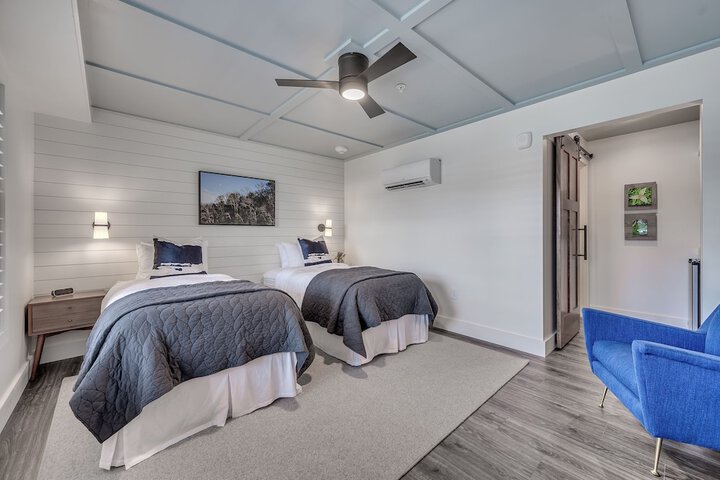 Room 92 of 125