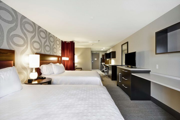Room 20 of 34