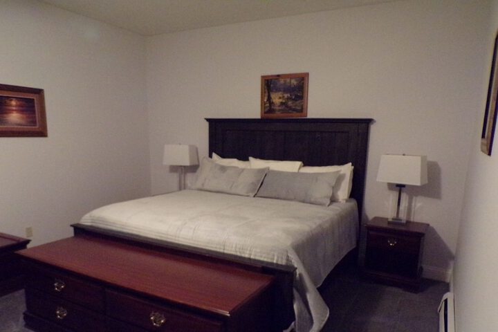 Long House Manor B & B