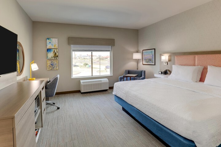 Hampton Inn & Suites Weatherford