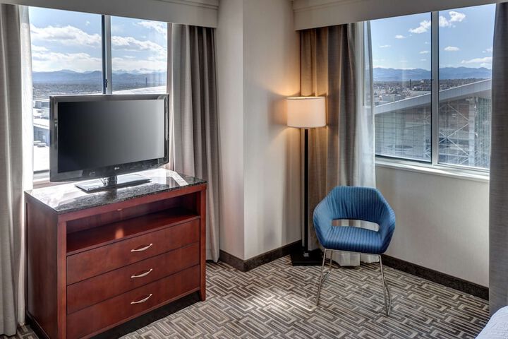 Room 14 of 60