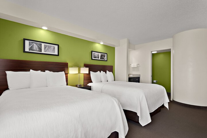 Room 21 of 49