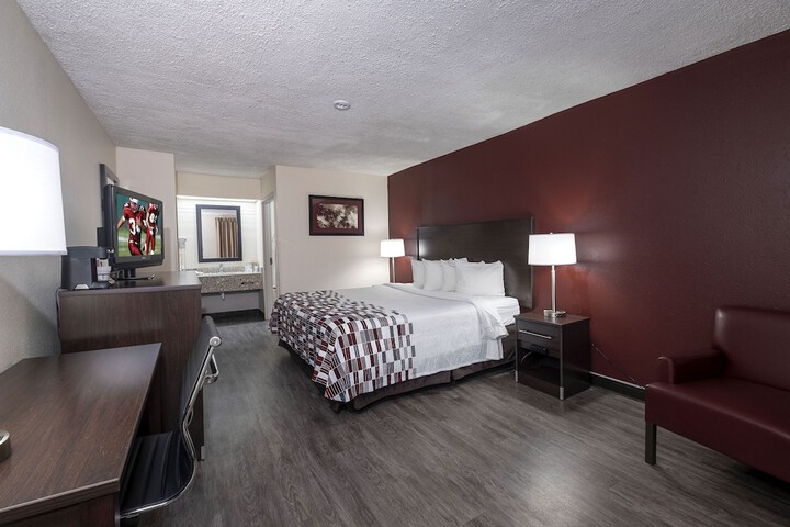 Room 25 of 42