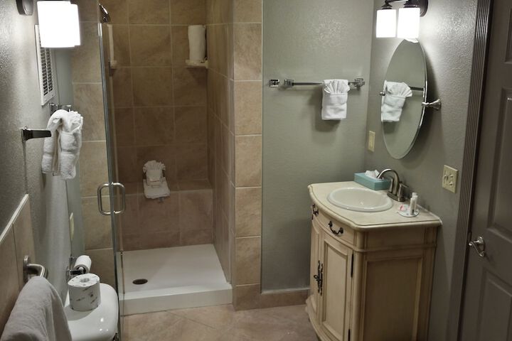 Room 20 of 72