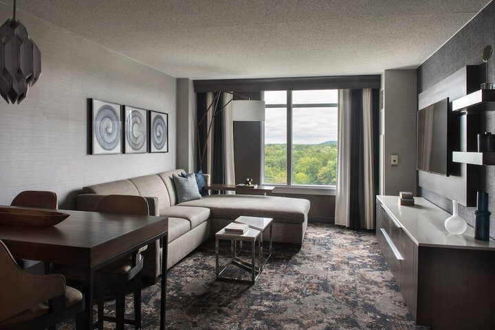 Room 19 of 47