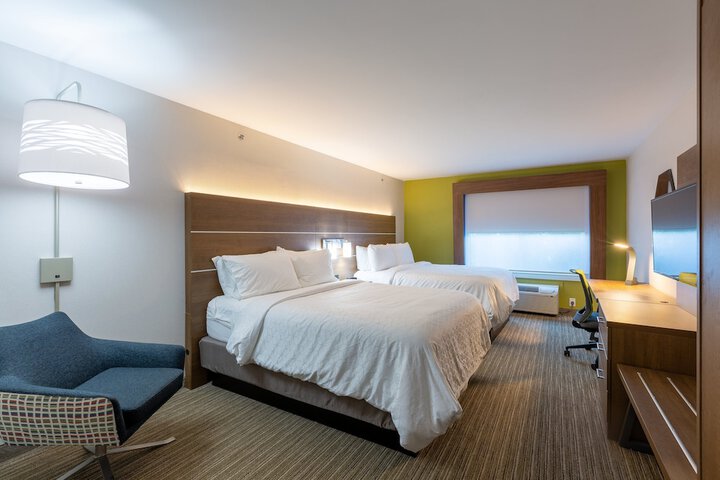 Room 27 of 53