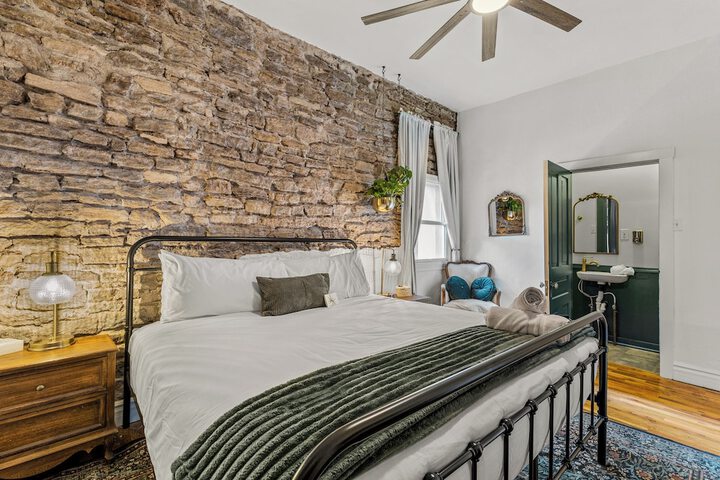 The Historic Grand Canyon Hotel