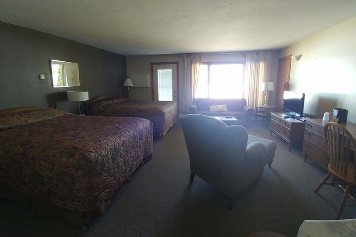 Room 67 of 128