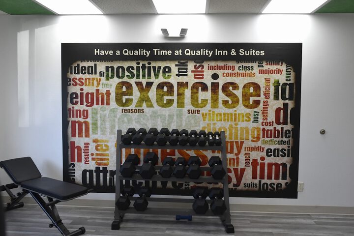 Quality Inn & Suites Brooks Louisville South