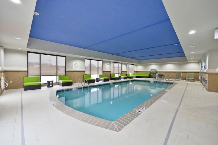Pool 8 of 34