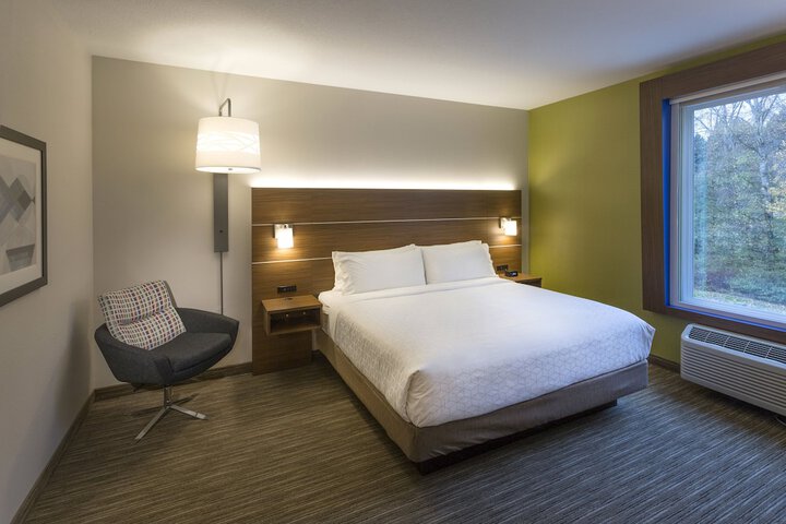 Room 19 of 44