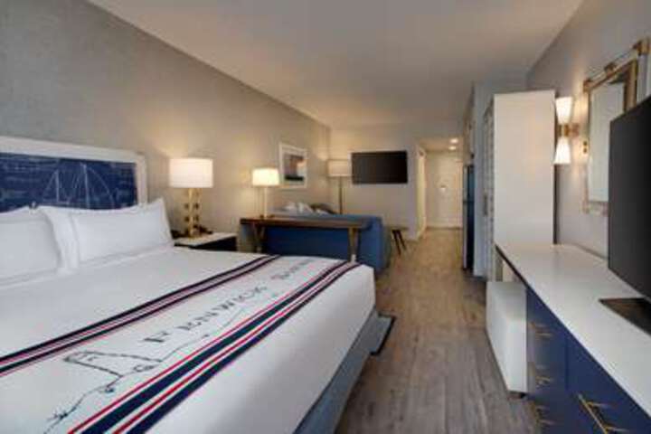 Room 118 of 152