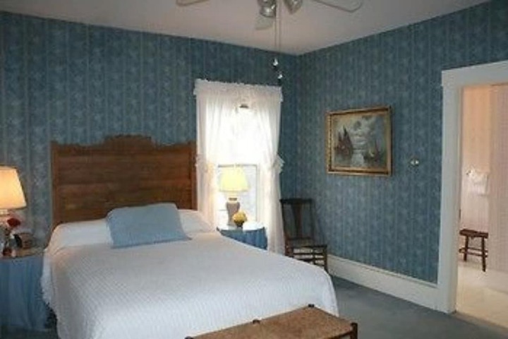 Room 22 of 70