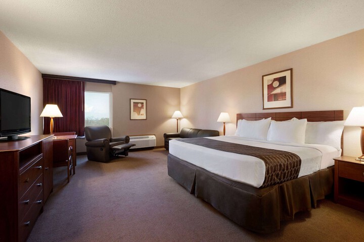 Room 21 of 31