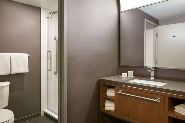 Room 20 of 31