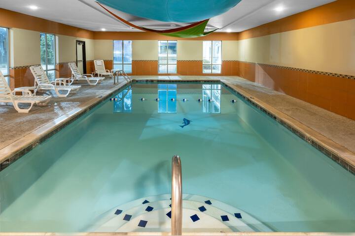Pool 7 of 41