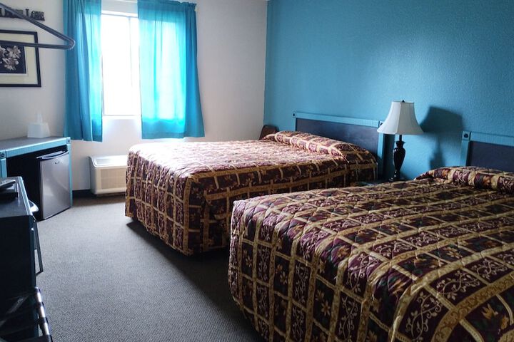 Room 22 of 32