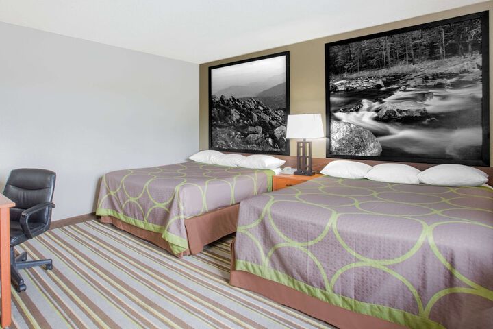 Room 26 of 47