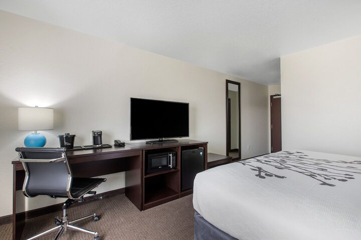 Room 12 of 29