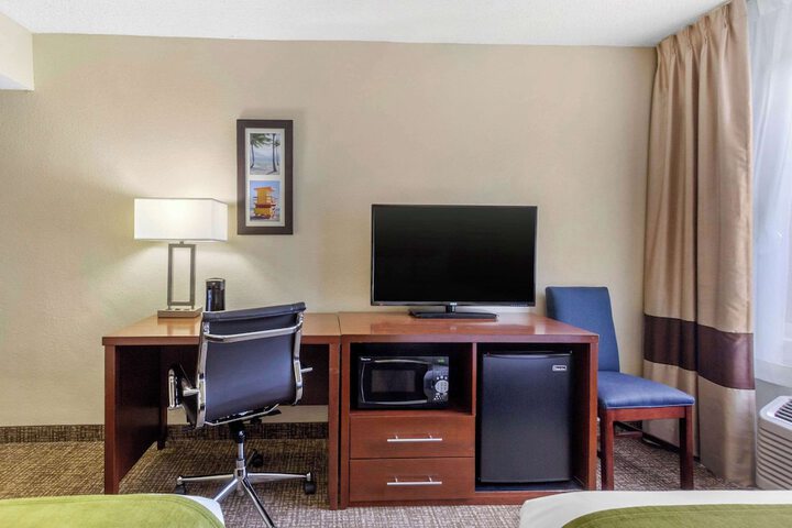 Room 36 of 60