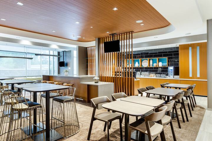 SpringHill Suites by Marriott Charleston Airport & Convention Center