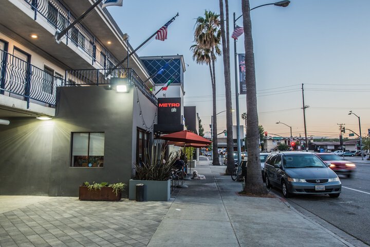 Travelodge by Wyndham Culver City