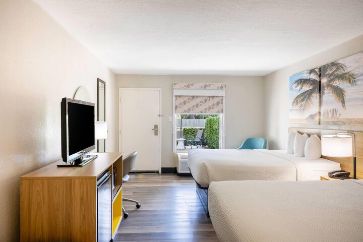 Days Inn by Wyndham Port Charlotte / Punta Gorda