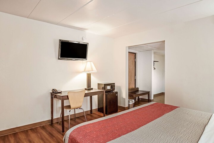 Room 38 of 45