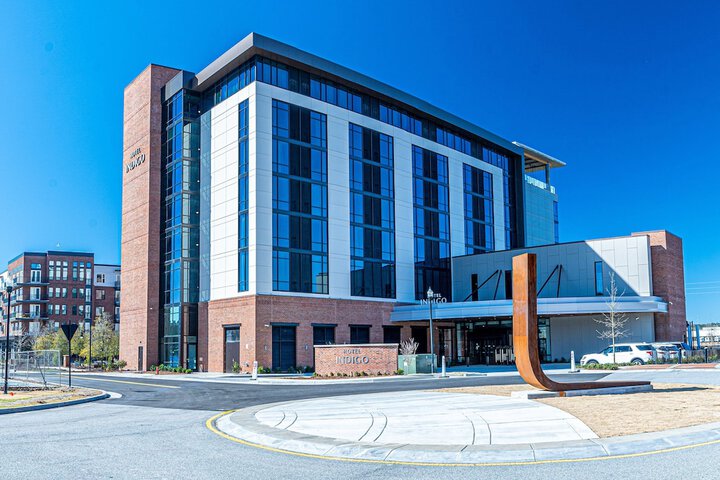 Hotel Indigo Columbus at Riverfront Place by IHG