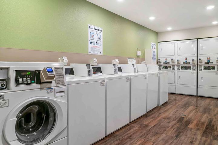 Extended Stay America Suites - Detroit - Rochester Hills