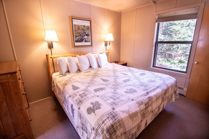 Room 49 of 261