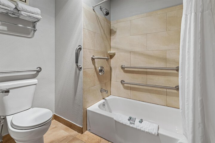 Best Western Ambassador Inn & Suites