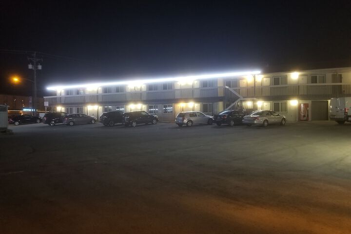 Hotel 5 of 41