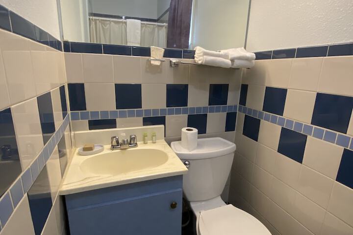 Room 14 of 34