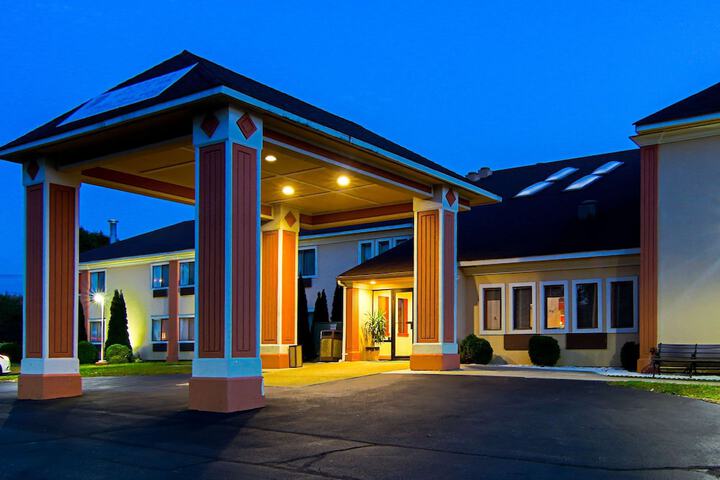 Hotel 3 of 42