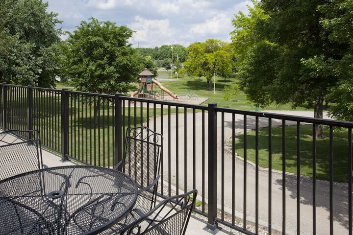 Carrollton Inn