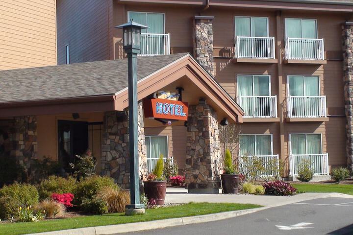 Hotel 3 of 33