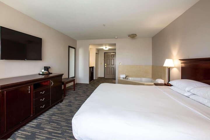Room 42 of 52