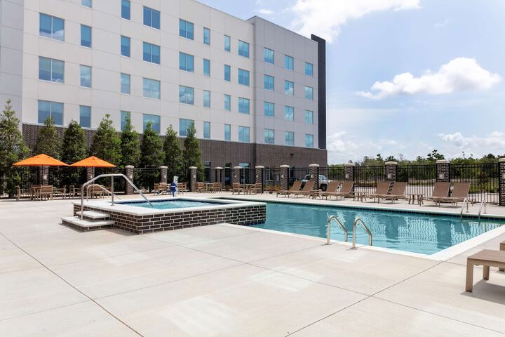 Pool 6 of 44