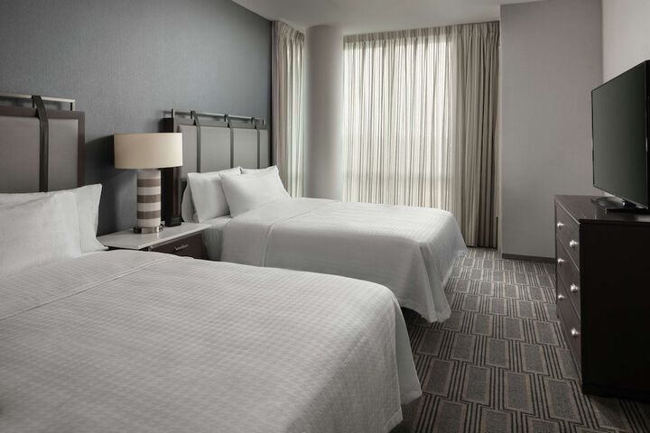 Room 27 of 42