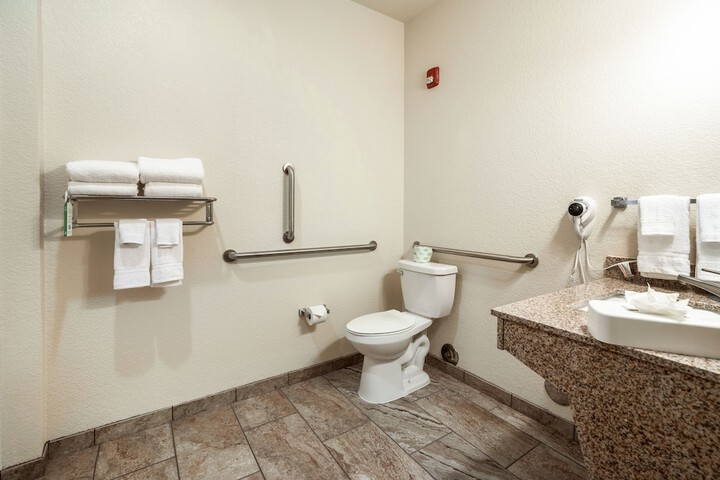 Room 15 of 30