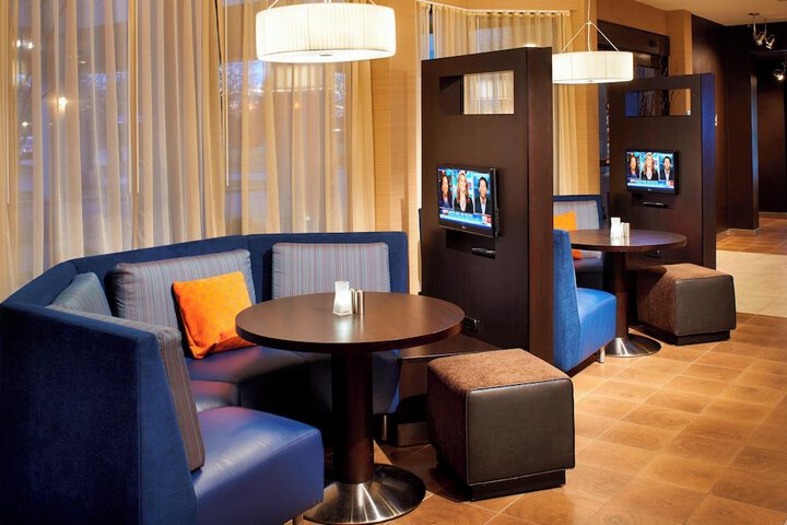 Courtyard by Marriott Toledo Airport Holland