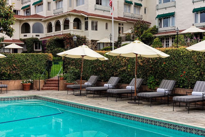 La Playa Hotel
