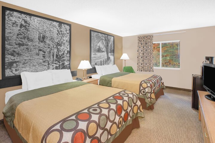 Super 8 by Wyndham Seville