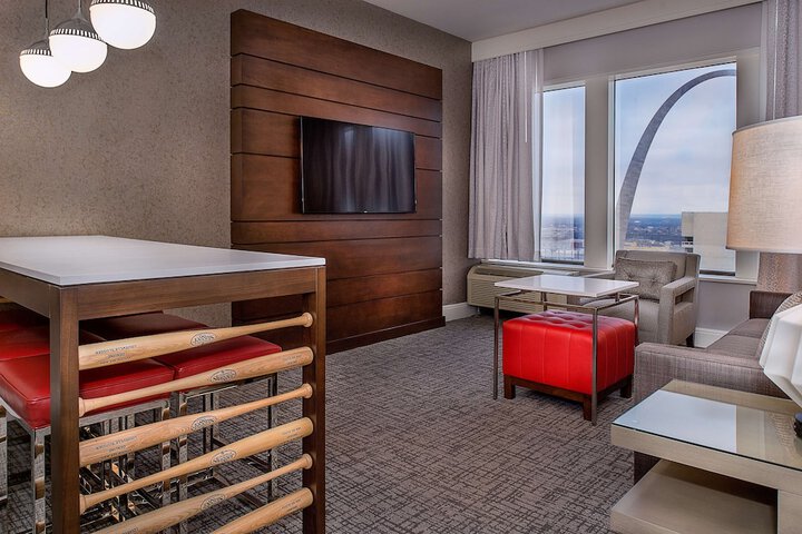 Hilton St. Louis at the Ballpark