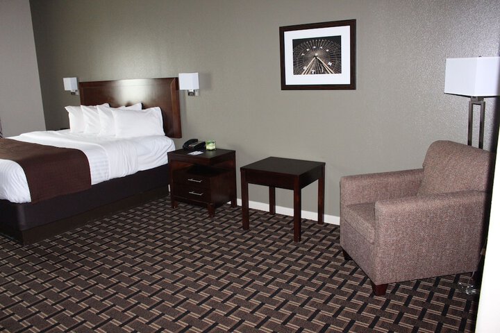 Room 30 of 65