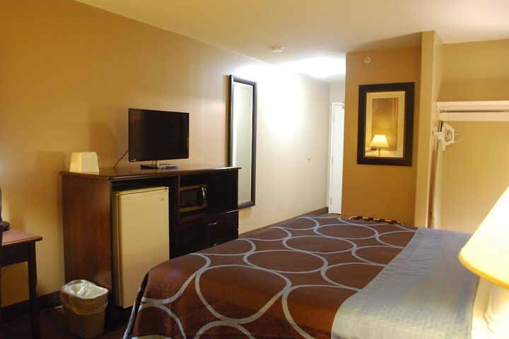 Room 42 of 58