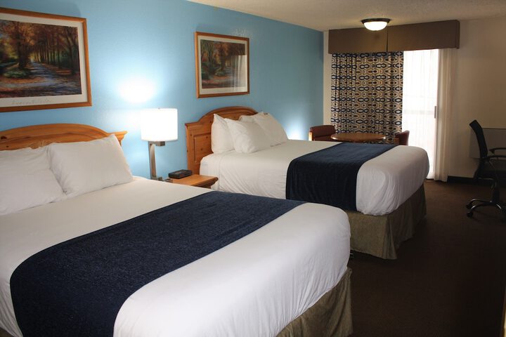 Room 33 of 44