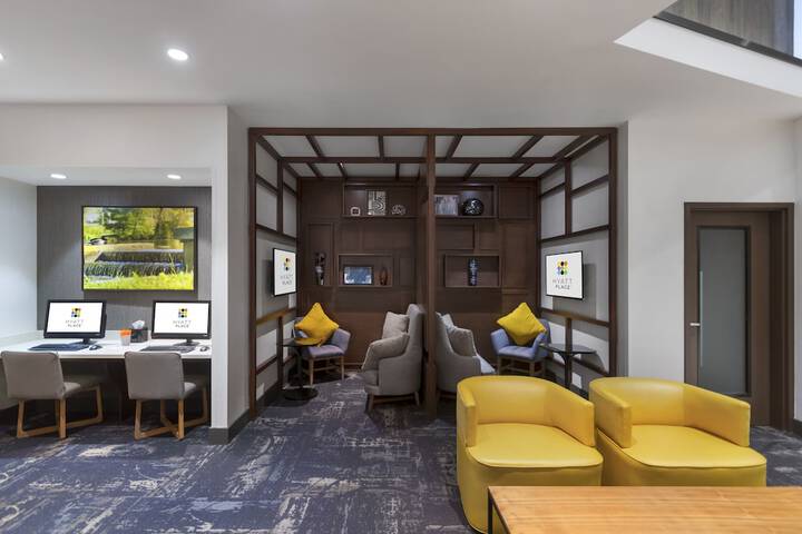 Hotel Interior 9 of 42