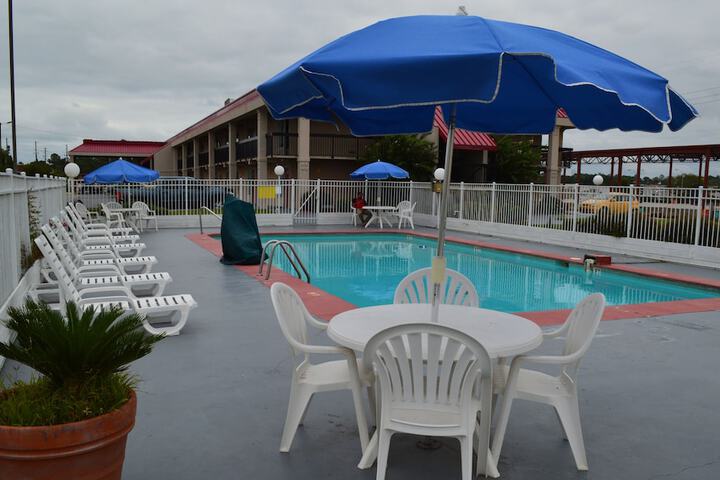 Pool 6 of 53